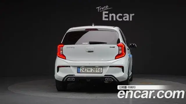 Kia Morning Urban 2022 — Photo 12/30