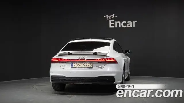 Audi A7 2023 — Photo 13/38