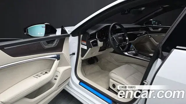 Audi A7 2023 — Photo 11/38