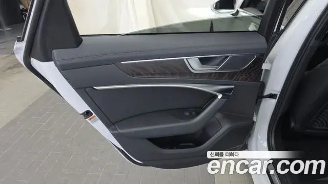 Audi A6 2020 — Photo 28/32