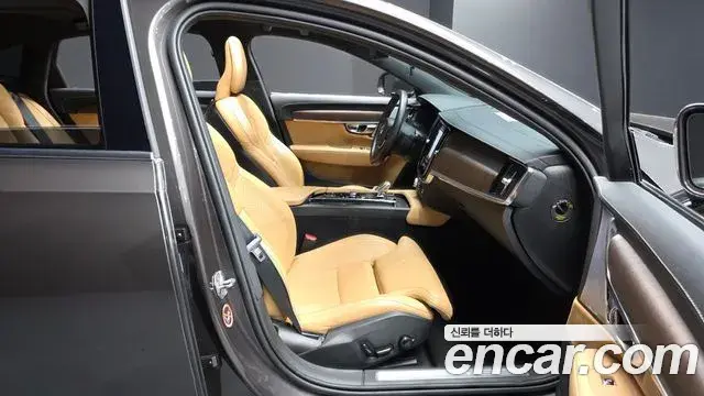 Volvo S90 2021 — ფოტო 2/20
