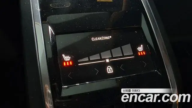 Volvo S90 2021 — ფოტო 16/20
