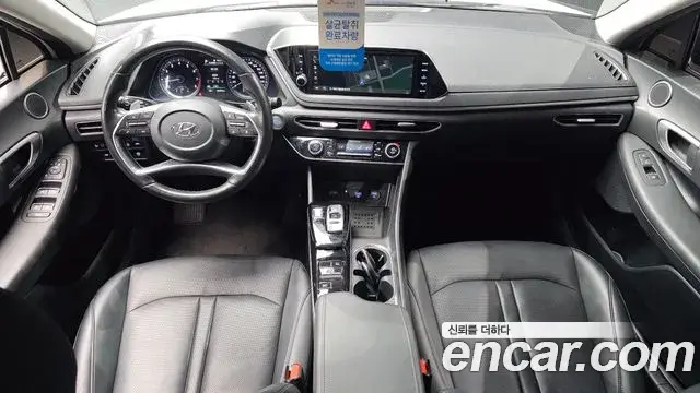Hyundai Sonata 2022 — Фото 7/20
