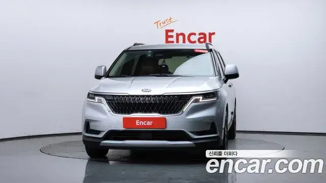 Kia Carnival 2021 — Фото 3/20