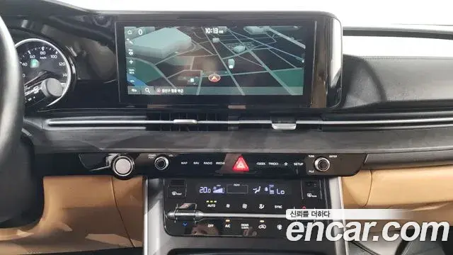 Kia Carnival 2021 — Фото 12/20