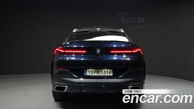 BMW X6 2022 — Şəkil 30/34