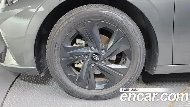 Hyundai The New Avante Hybrid 2022 — Şəkil 32/36