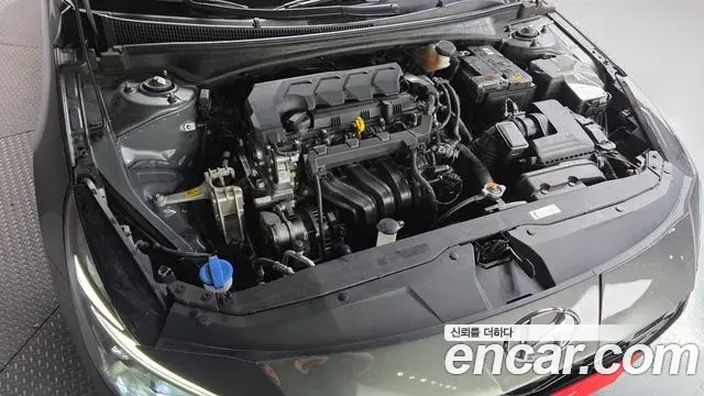 Hyundai The New Avante Hybrid 2022 — Şəkil 5/36