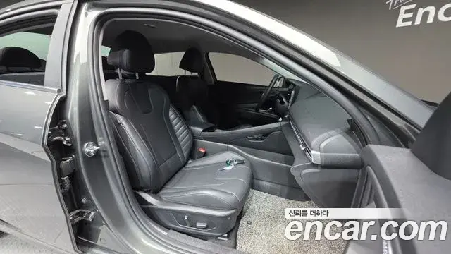 Hyundai The New Avante Hybrid 2022 — Şəkil 16/36