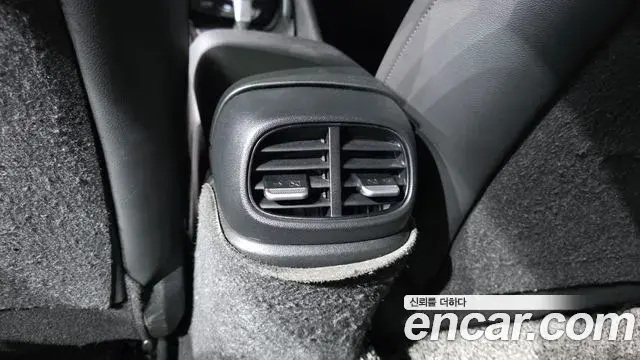 Hyundai The New Avante Hybrid 2022 — Şəkil 17/36