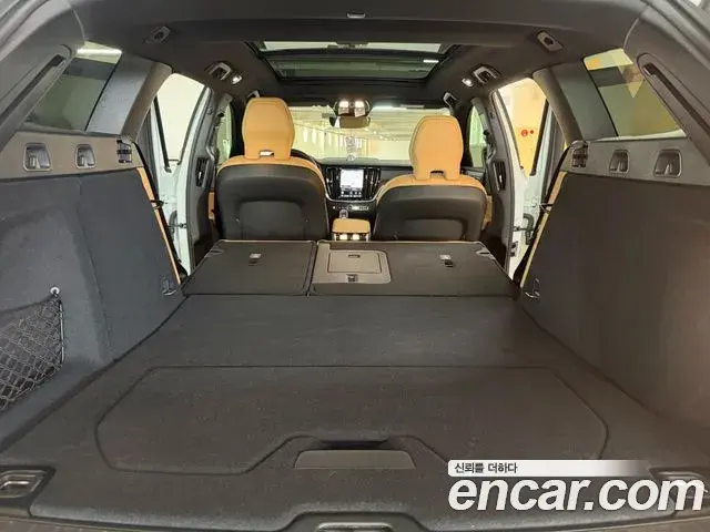 Volvo V60 Cross Country 2025 — Şəkil 17/19