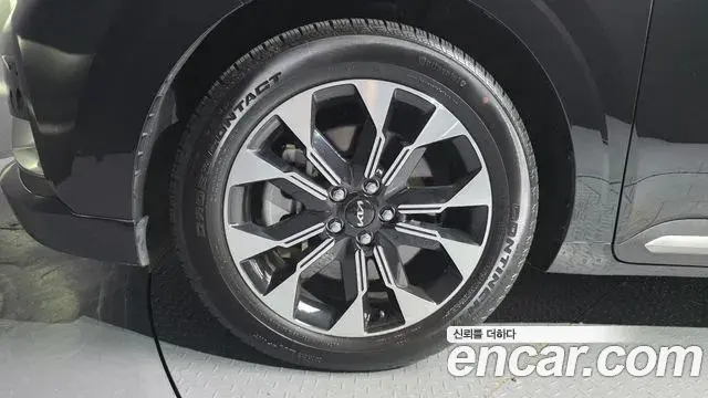 Kia Carnival 2022 — Photo 10/20