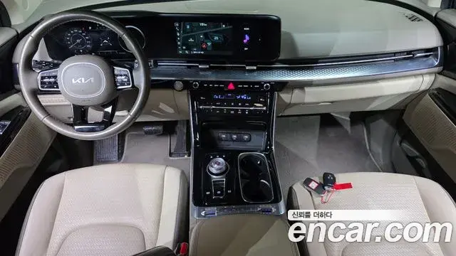 Kia Carnival 2022 — Photo 8/20