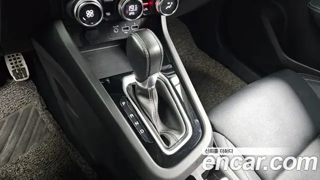 Renault Samsung XM3 2022 — ფოტო 11/20