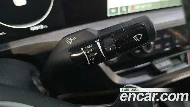 Kia K8 2021 — ფოტო 7/30