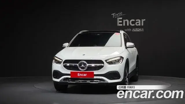 Mercedes-Benz GLA-Class 2021 — Фото 3/20