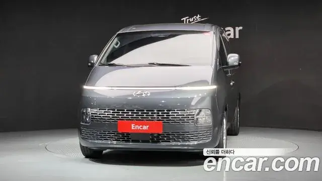 Hyundai Staria 2022 — Photo 11/20