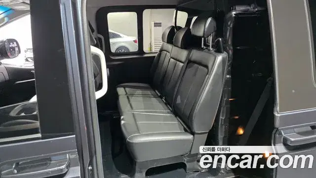 Hyundai Staria 2022 — Photo 15/20