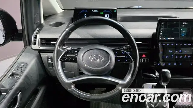 Hyundai Staria 2022 — Photo 10/20