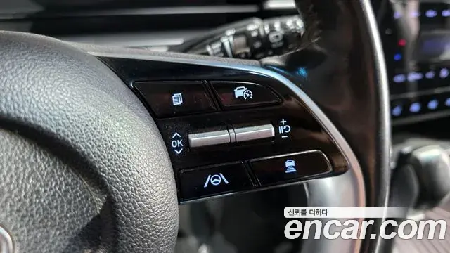 Hyundai Staria 2022 — Photo 2/20
