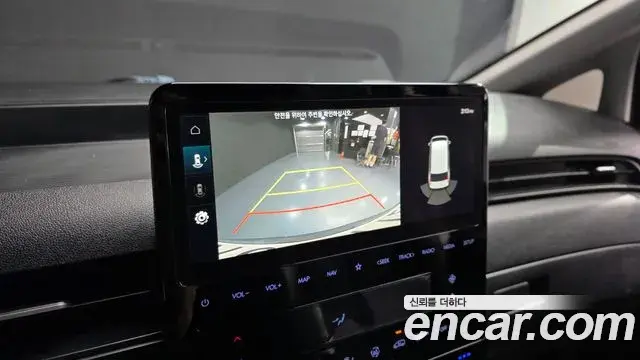 Hyundai Staria 2022 — Photo 4/20