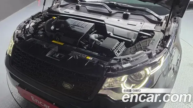Land Rover Discovery Sport 2018 — Фото 6/20