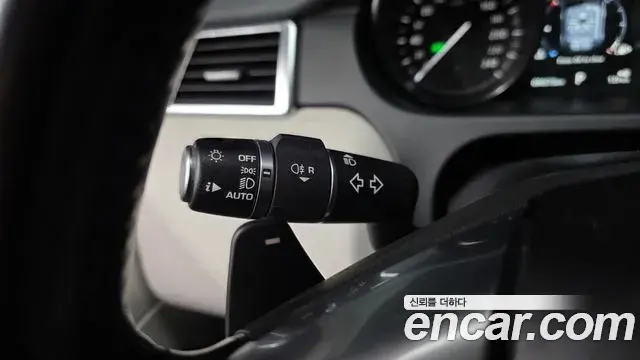 Land Rover Discovery Sport 2018 — ფოტო 9/31