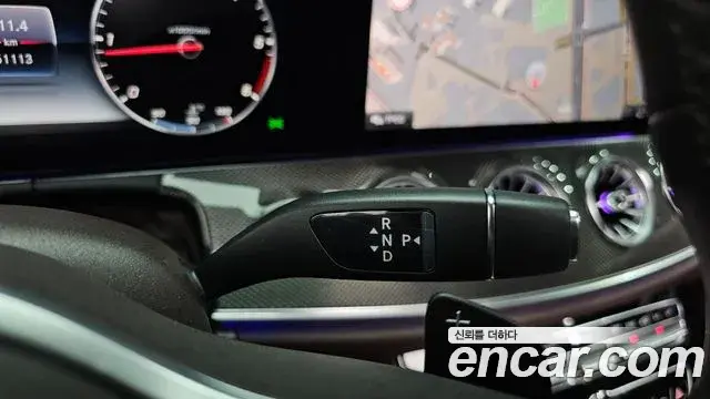 Mercedes-Benz CLS-Class 2019 — Photo 24/35