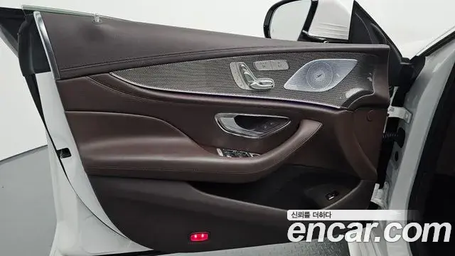 Mercedes-Benz CLS-Class 2019 — Photo 4/35