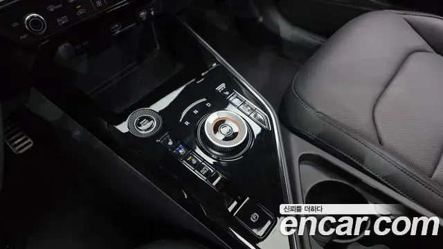 Kia Niro 2025 — Photo 16/37