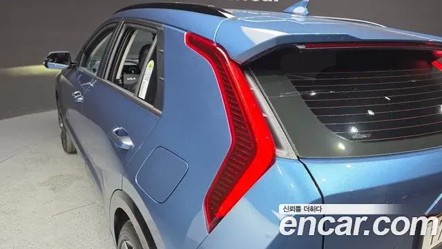 Kia Niro 2025 — Photo 26/37