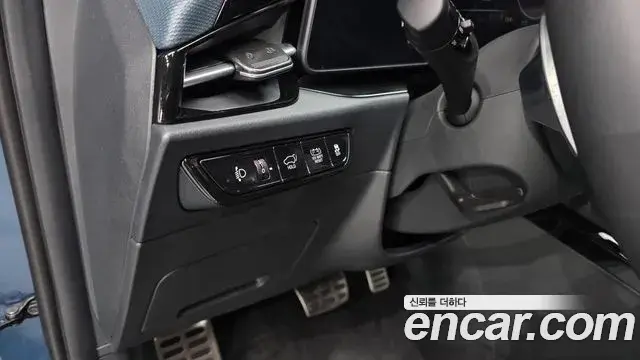 Kia Niro 2025 — Photo 34/37