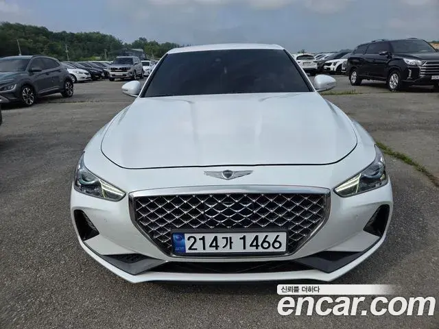 Genesis G70 2020 — Photo 1/10
