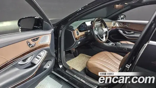 Mercedes-Benz S-Class 2018 — Şəkil 9/20