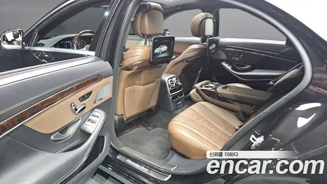 Mercedes-Benz S-Class 2018 — Şəkil 11/20