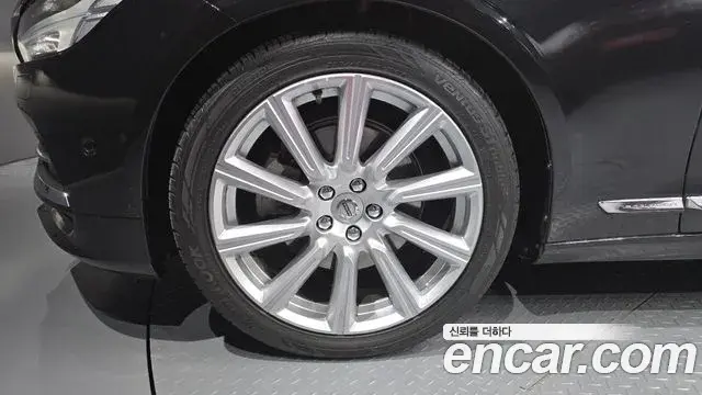 Volvo S90 2019 — Şəkil 22/37