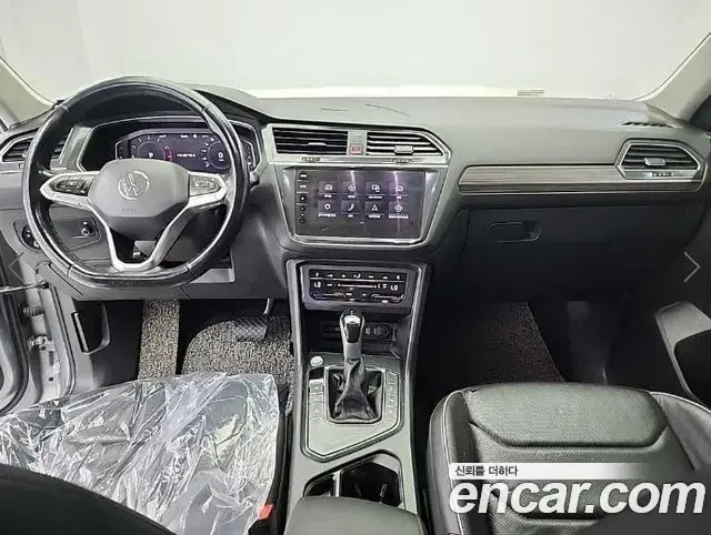 Volkswagen Tiguan Allspace 2022 — ფოტო 5/20