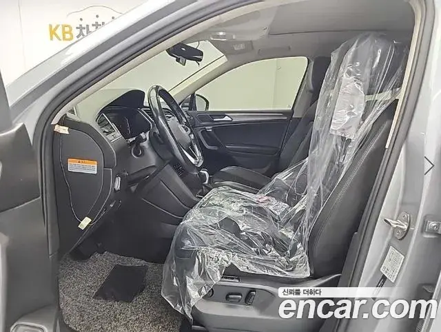 Volkswagen Tiguan Allspace 2022 — ფოტო 7/20
