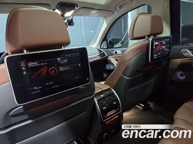 BMW X7 2021 — ფოტო 2/20