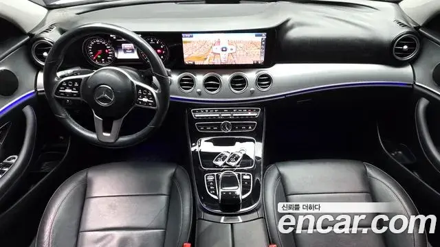 Mercedes-Benz E-Class 2019 — Фото 7/20