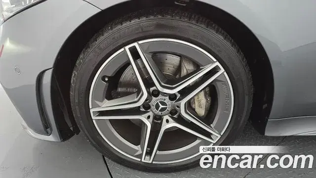 Mercedes-Benz CLS-Class 2019 — Şəkil 9/33