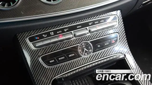 Mercedes-Benz CLS-Class 2019 — Şəkil 27/33