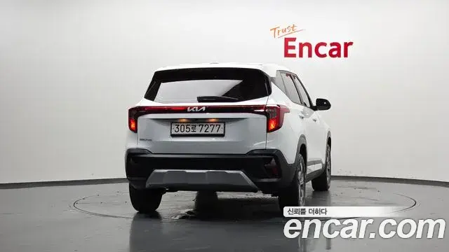 Kia Seltos 2025 — ფოტო 19/20