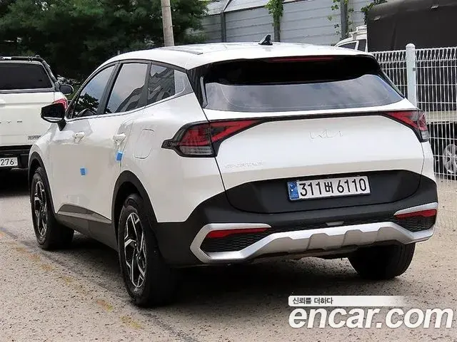 Kia Sportage 2021 — ფოტო 12/18