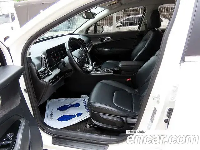 Kia Sportage 2021 — ფოტო 11/18