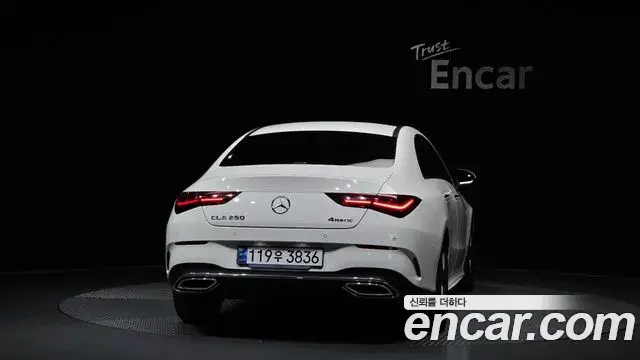 Mercedes-Benz CLA-Class 2024 — Photo 1/31