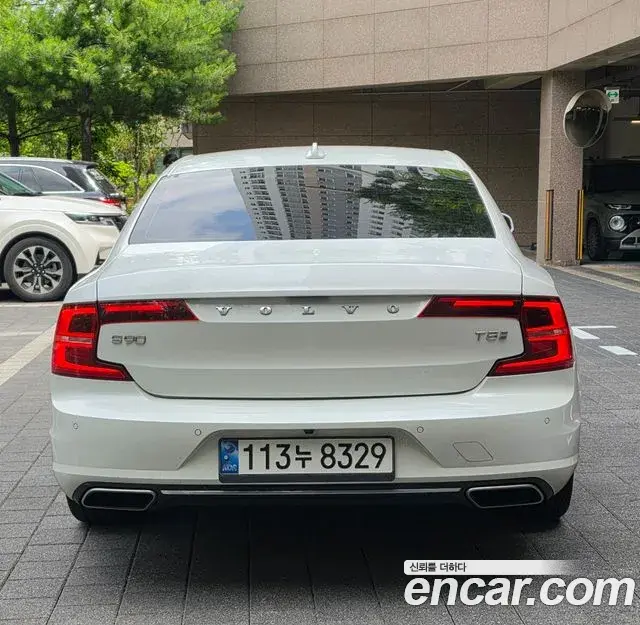 Volvo S90 2018 — Şəkil 11/14