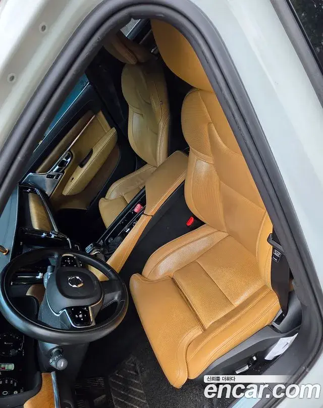 Volvo S90 2018 — Şəkil 13/14