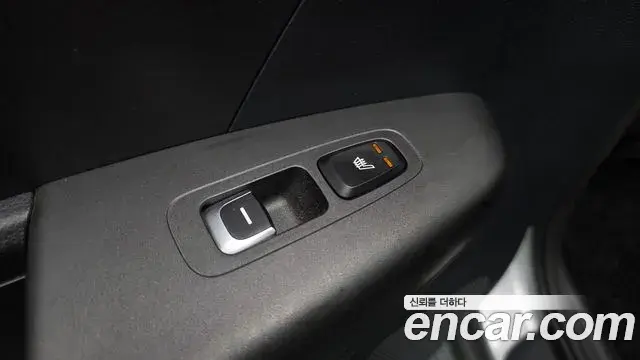 Kia Sportage The Bold 2020 — Şəkil 28/30