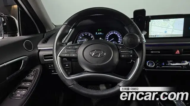 Hyundai Sonata Hybrid 2022 — ფოტო 15/30